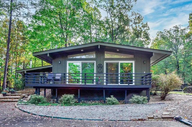 67 Tomino Way, Hot Springs Village, AR 71909