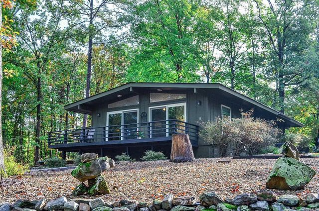 67 Tomino Way, Hot Springs Village, AR 71909