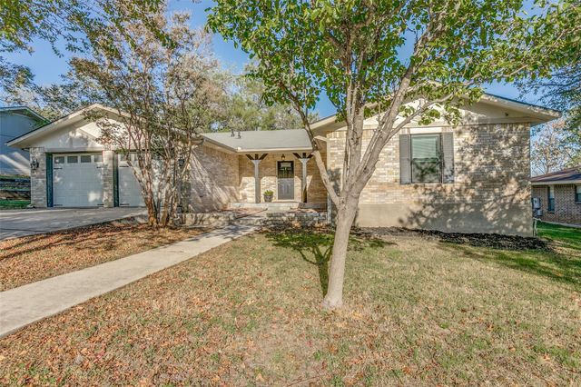 948 Spring Hills Drive, New Braunfels, TX 78130