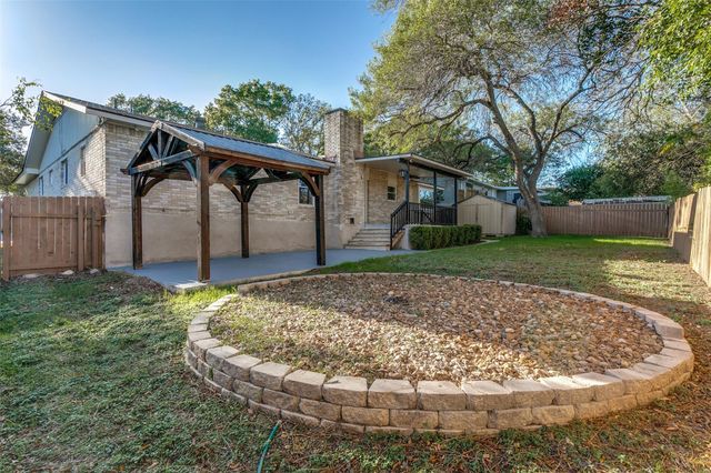 948 Spring Hills Drive, New Braunfels, TX 78130