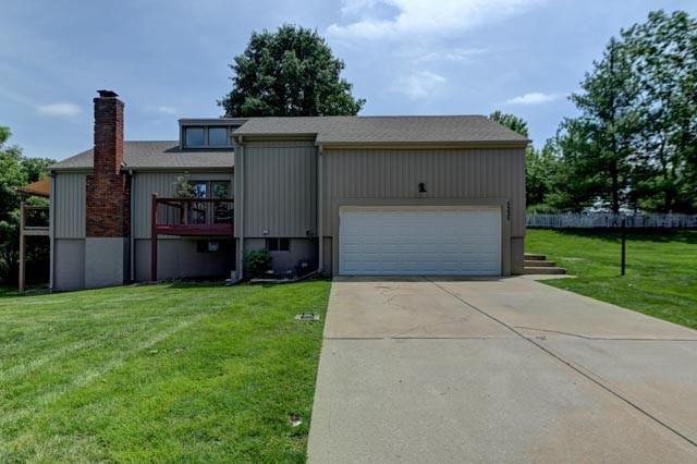 5225 NW 82nd Terrace, Kansas City, MO 64151