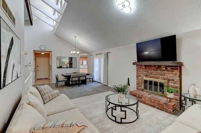 5225 NW 82nd Terrace, Kansas City, MO 64151
