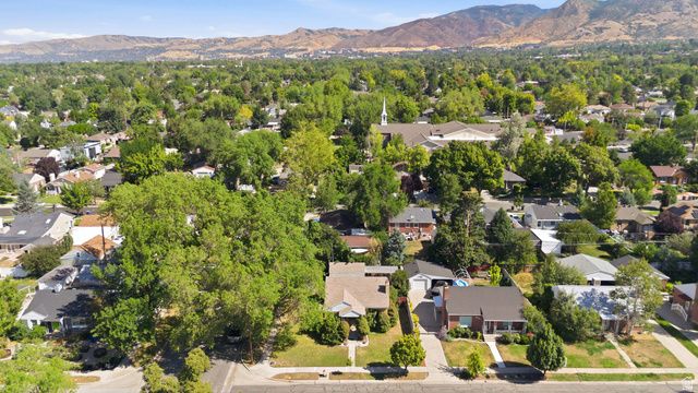 2001 E REDONDO AVE, Salt Lake City, UT 84108