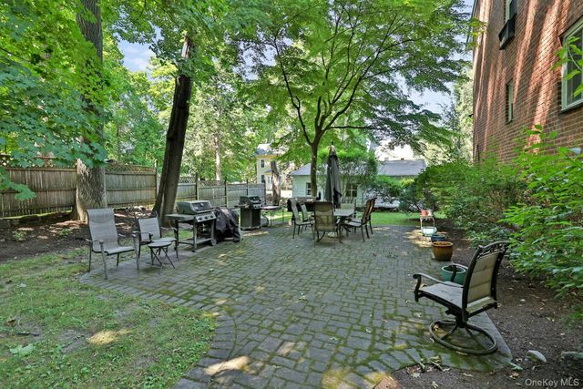 20 Chestnut Street 3, Rye, NY 10580