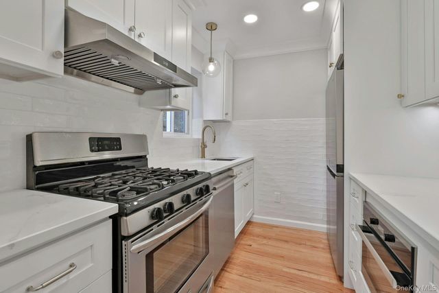 20 Chestnut Street 3, Rye, NY 10580