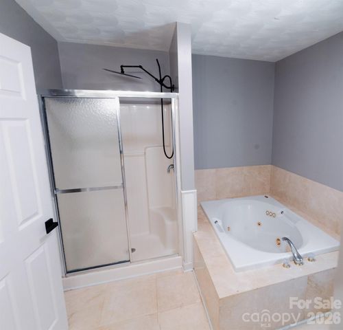 6567 Keeneland Trail, Vale, NC 28168