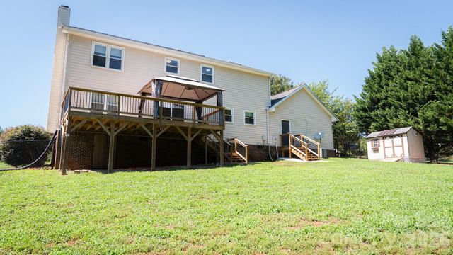 6567 Keeneland Trail, Vale, NC 28168