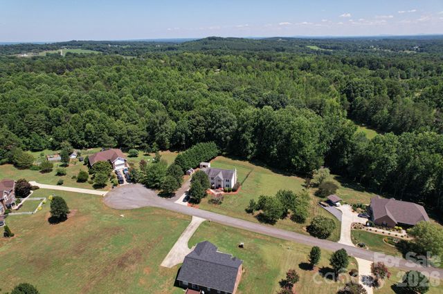 6567 Keeneland Trail, Vale, NC 28168