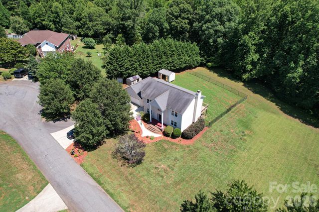 6567 Keeneland Trail, Vale, NC 28168