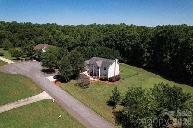 6567 Keeneland Trail, Vale, NC 28168