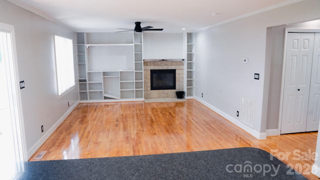 6567 Keeneland Trail, Vale, NC 28168