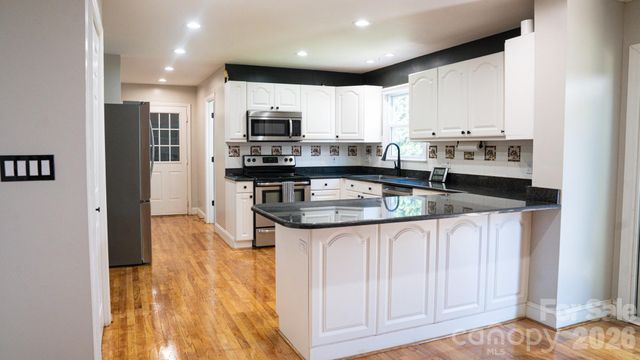 6567 Keeneland Trail, Vale, NC 28168