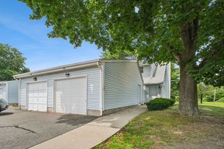 901 Misty Meadow Lane 901, South Windsor, CT 06074