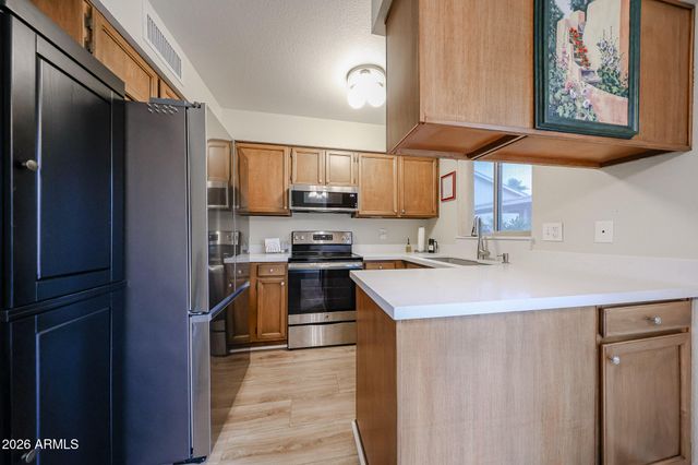 1596 LEISURE WORLD --, Mesa, AZ 85206