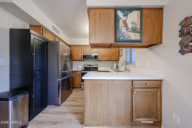 1596 LEISURE WORLD --, Mesa, AZ 85206