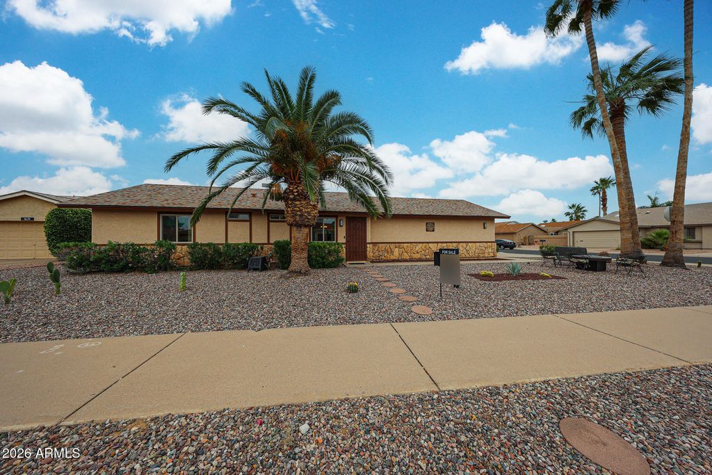 1596 LEISURE WORLD --, Mesa, AZ 85206