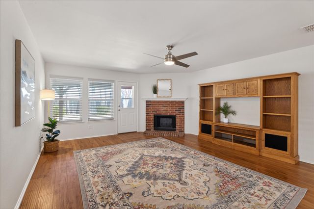 2413 Graystone Drive, Little Elm, TX 75068