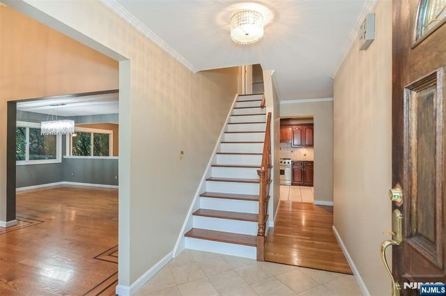 135 Elmwood Avenue, Ho-ho-kus, NJ 07423