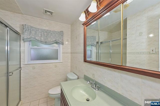 135 Elmwood Avenue, Ho-ho-kus, NJ 07423