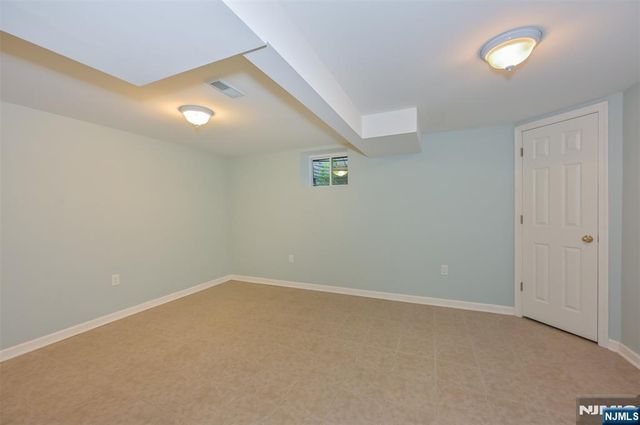 135 Elmwood Avenue, Ho-ho-kus, NJ 07423