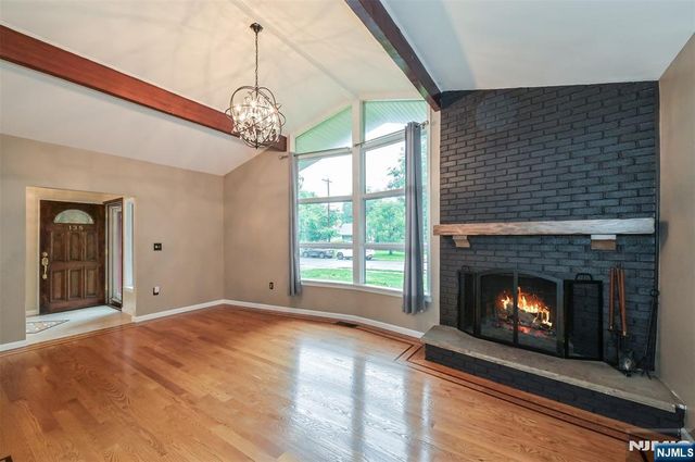 135 Elmwood Avenue, Ho-ho-kus, NJ 07423