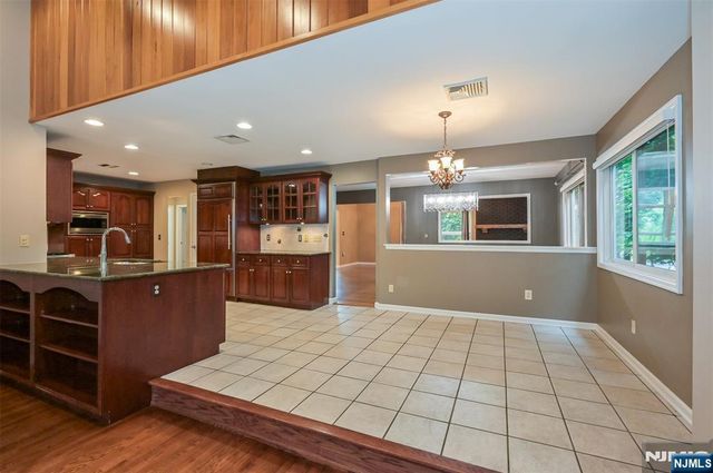 135 Elmwood Avenue, Ho-ho-kus, NJ 07423