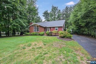 135 Elmwood Avenue, Ho-ho-kus, NJ 07423