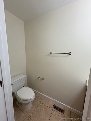 136 Meridian Street 102, Groton, CT 06340