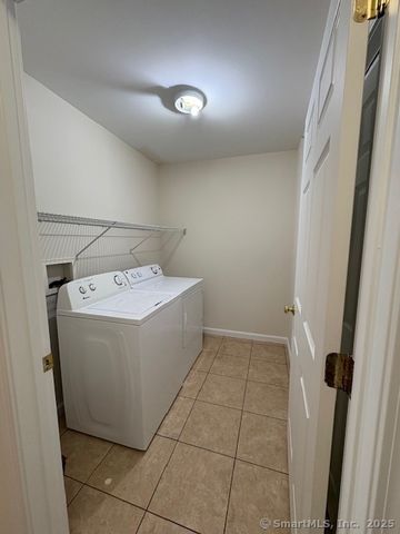 136 Meridian Street 102, Groton, CT 06340