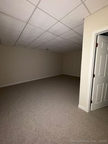 136 Meridian Street 102, Groton, CT 06340
