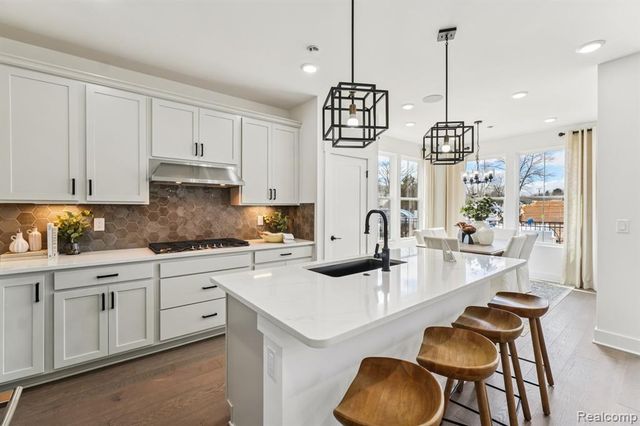 222 Lantana Drive, Brighton, MI 48116