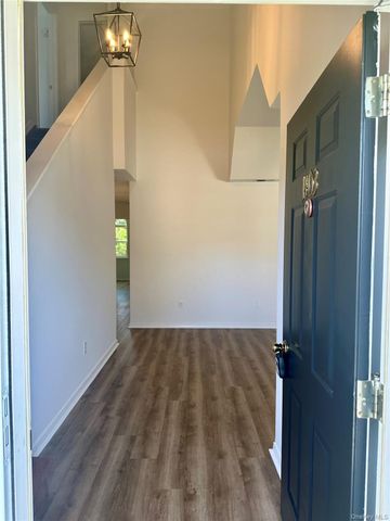 1403 Pebble Beach Path, Riverhead, NY 11901