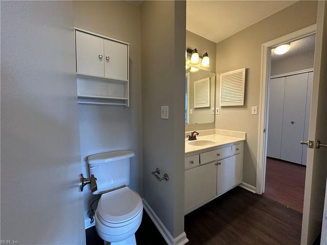 4809 Cliffony DR, Virginia Beach, VA 23464