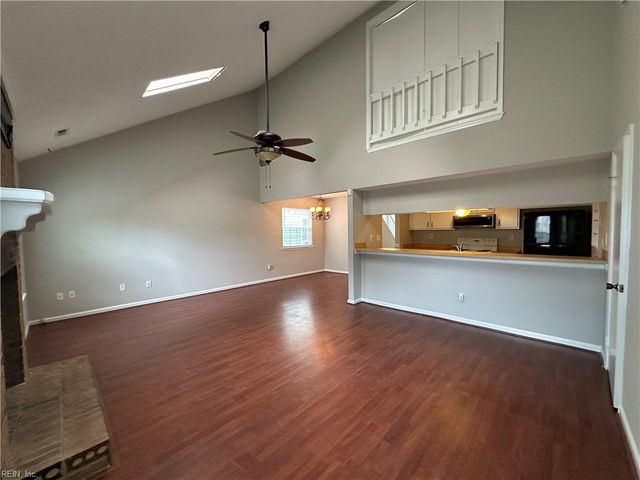 4809 Cliffony DR, Virginia Beach, VA 23464