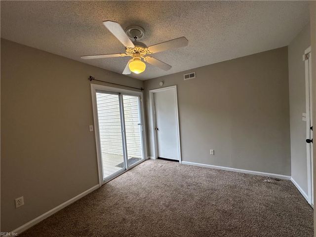 4809 Cliffony DR, Virginia Beach, VA 23464