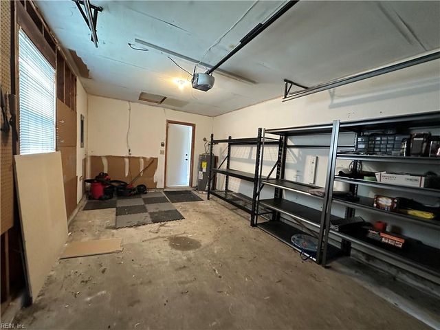 4809 Cliffony DR, Virginia Beach, VA 23464