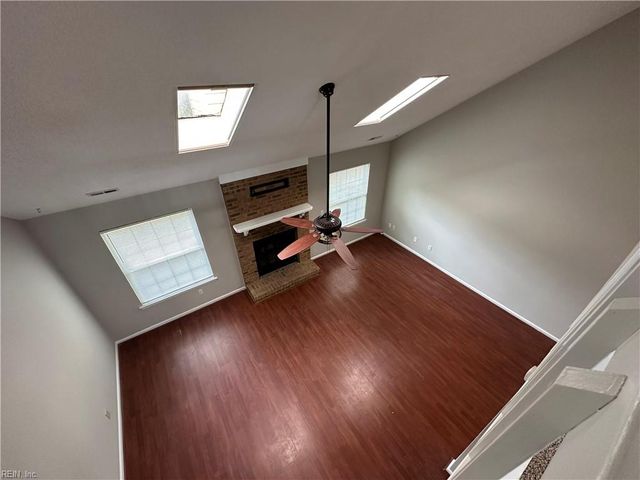 4809 Cliffony DR, Virginia Beach, VA 23464