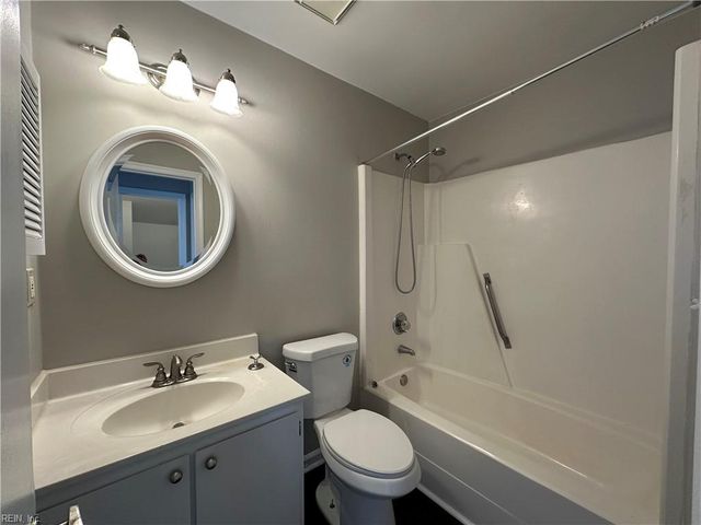 4809 Cliffony DR, Virginia Beach, VA 23464