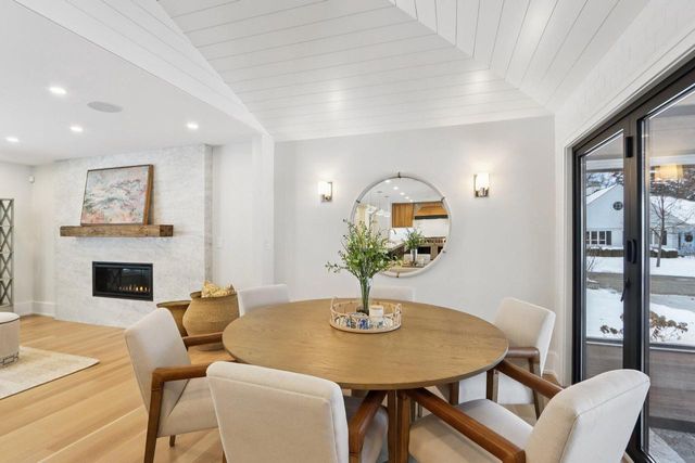 1600 Evergreen LANE, Lake Geneva, WI 53147