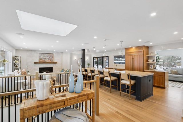 1600 Evergreen LANE, Lake Geneva, WI 53147