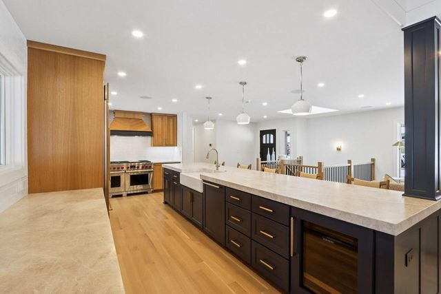 1600 Evergreen LANE, Lake Geneva, WI 53147