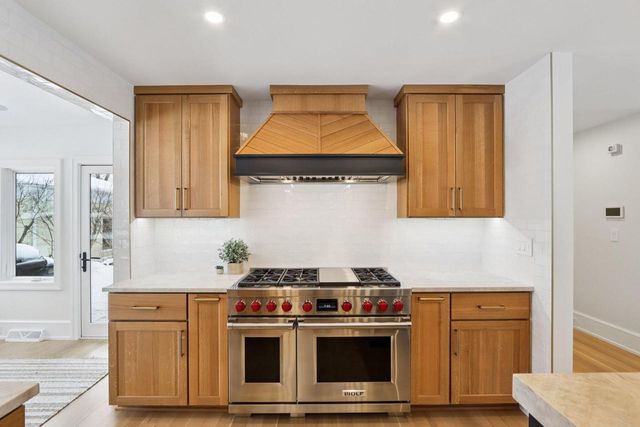 1600 Evergreen LANE, Lake Geneva, WI 53147