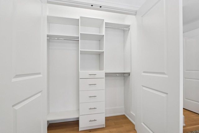 1600 Evergreen LANE, Lake Geneva, WI 53147