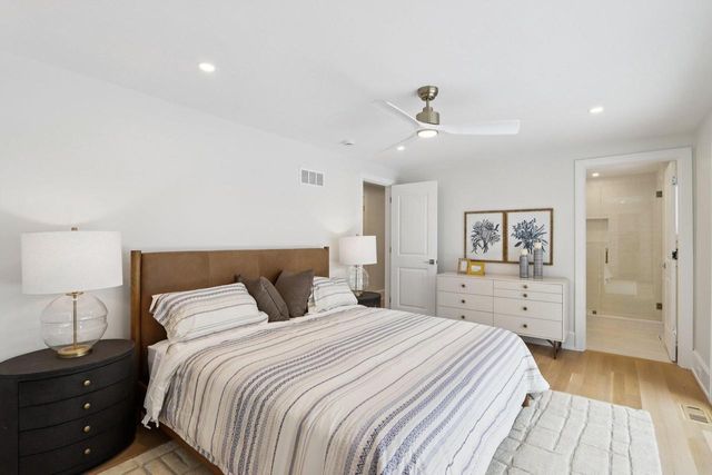 1600 Evergreen LANE, Lake Geneva, WI 53147