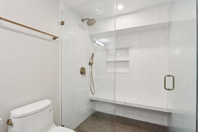 1600 Evergreen LANE, Lake Geneva, WI 53147