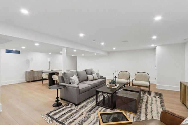 1600 Evergreen LANE, Lake Geneva, WI 53147