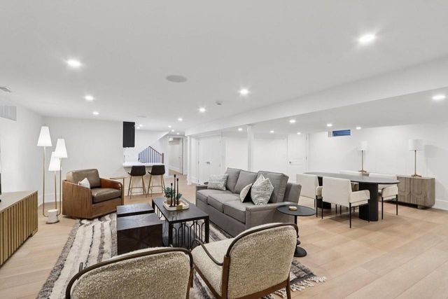 1600 Evergreen LANE, Lake Geneva, WI 53147