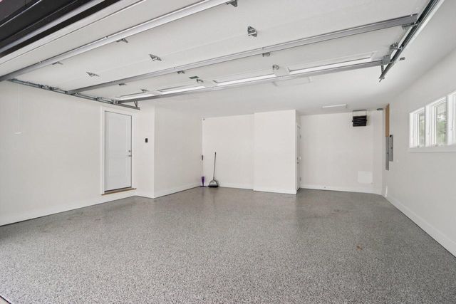 1600 Evergreen LANE, Lake Geneva, WI 53147