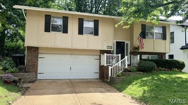 2726 Bremerton Road, Brentwood, MO 63144