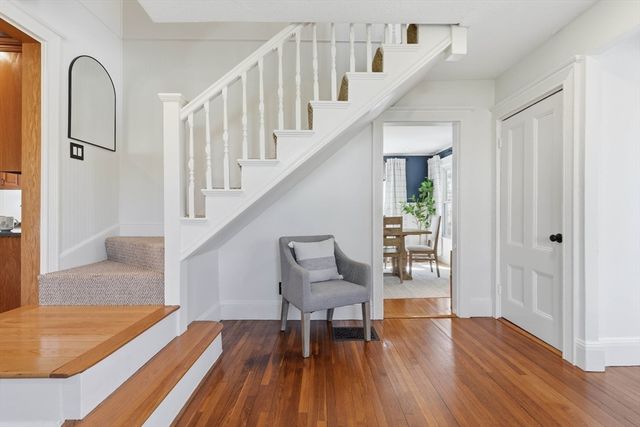 16 Orchard Ave, Wakefield, MA 01880